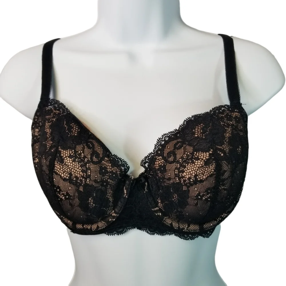 Victorias Secret VS black beige lace lined demi bra 32dd